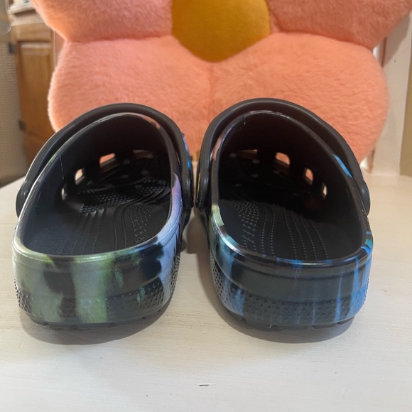 LOTERIA Crocs - Picture 3 of 5